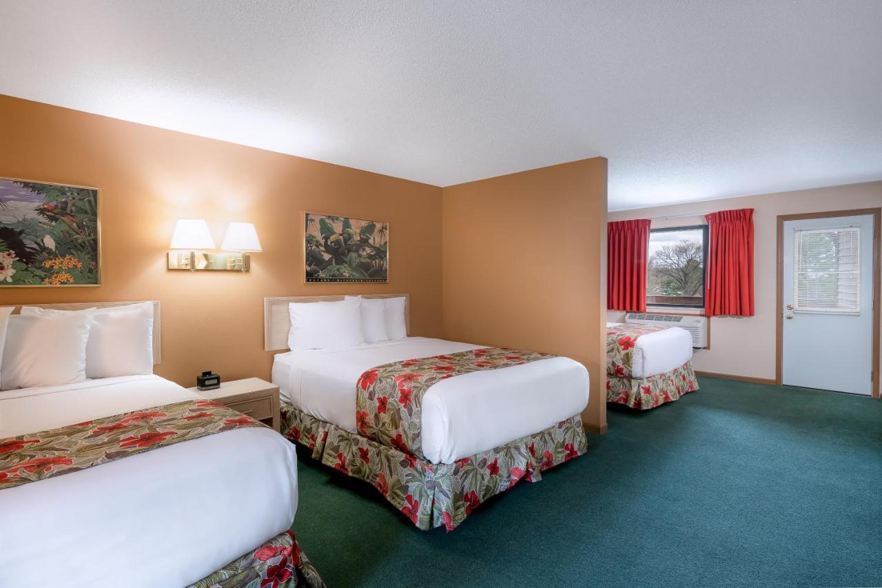 Aloha Beach Resort Wisconsin Dells Luaran gambar