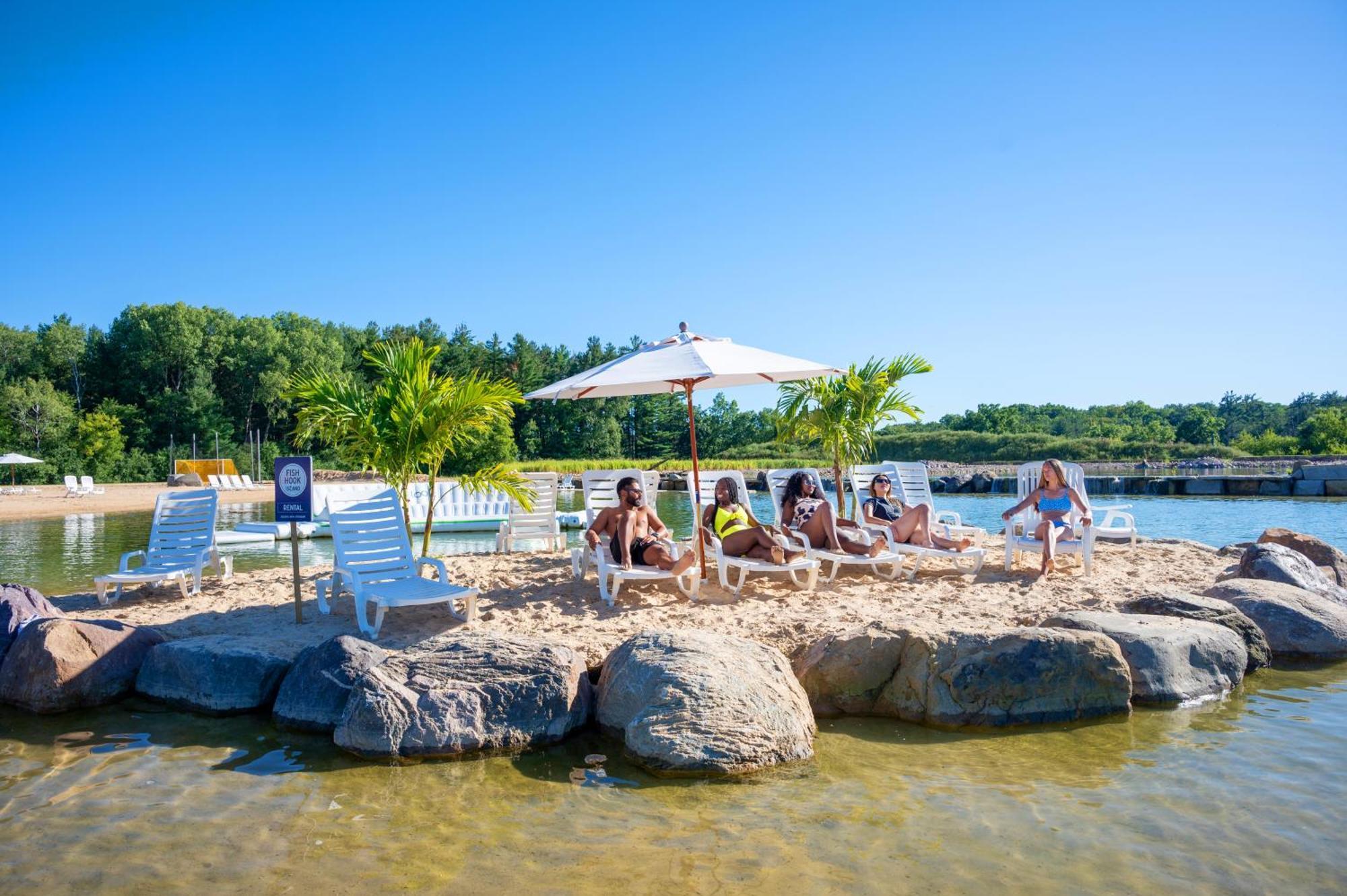 Aloha Beach Resort Wisconsin Dells Luaran gambar